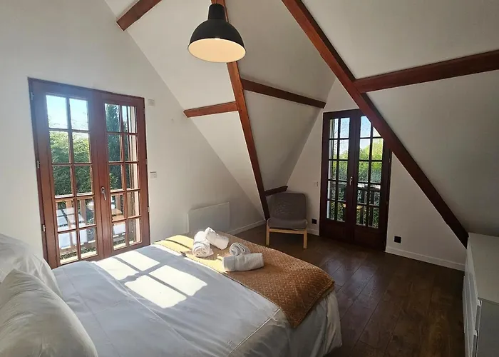 Villa Somptueuse A 5 Minutes De Deauville, 18 Couchages, Piscine, Billard, Salle De Jeux *